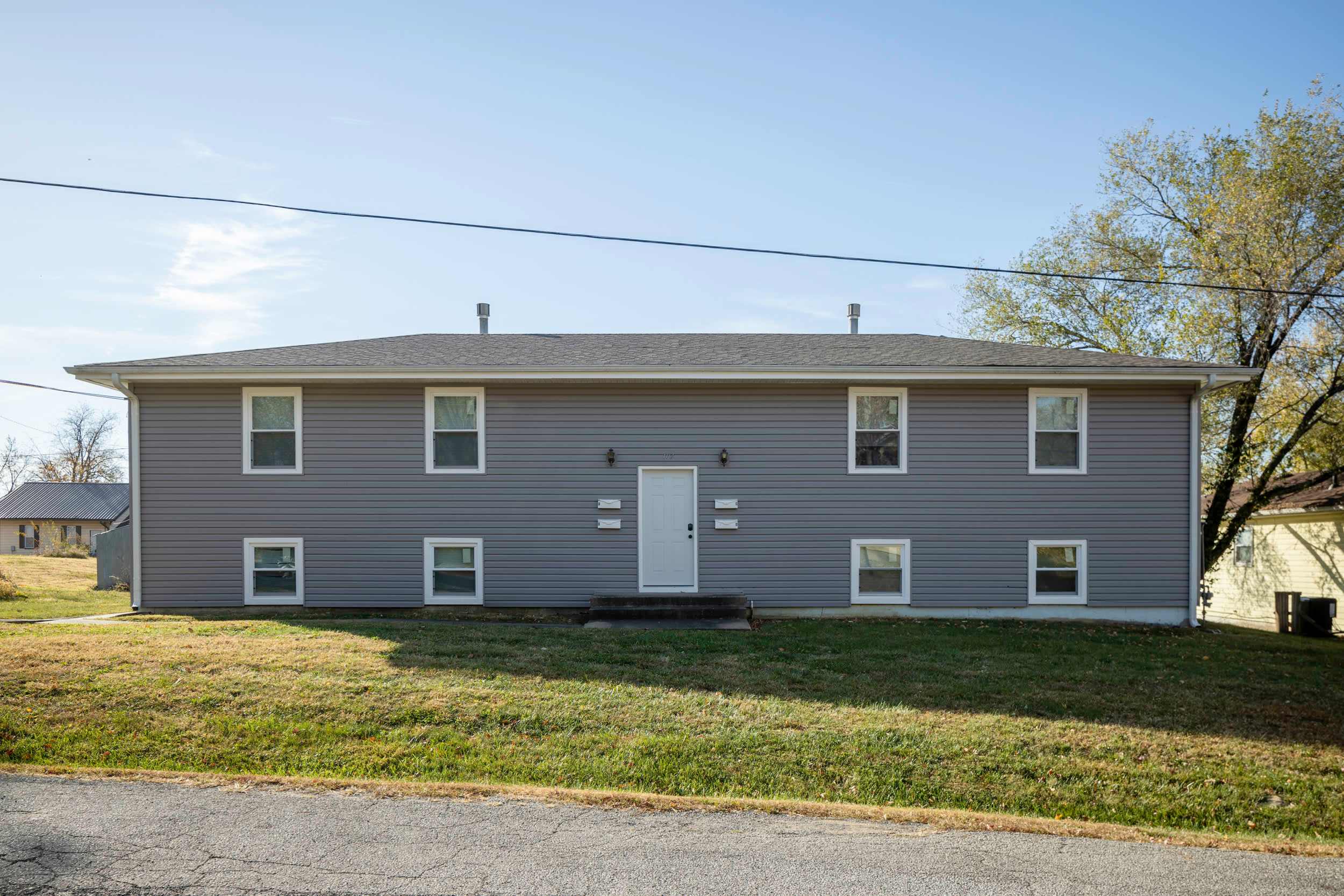107 West Workman Street D – photo 1 of 10