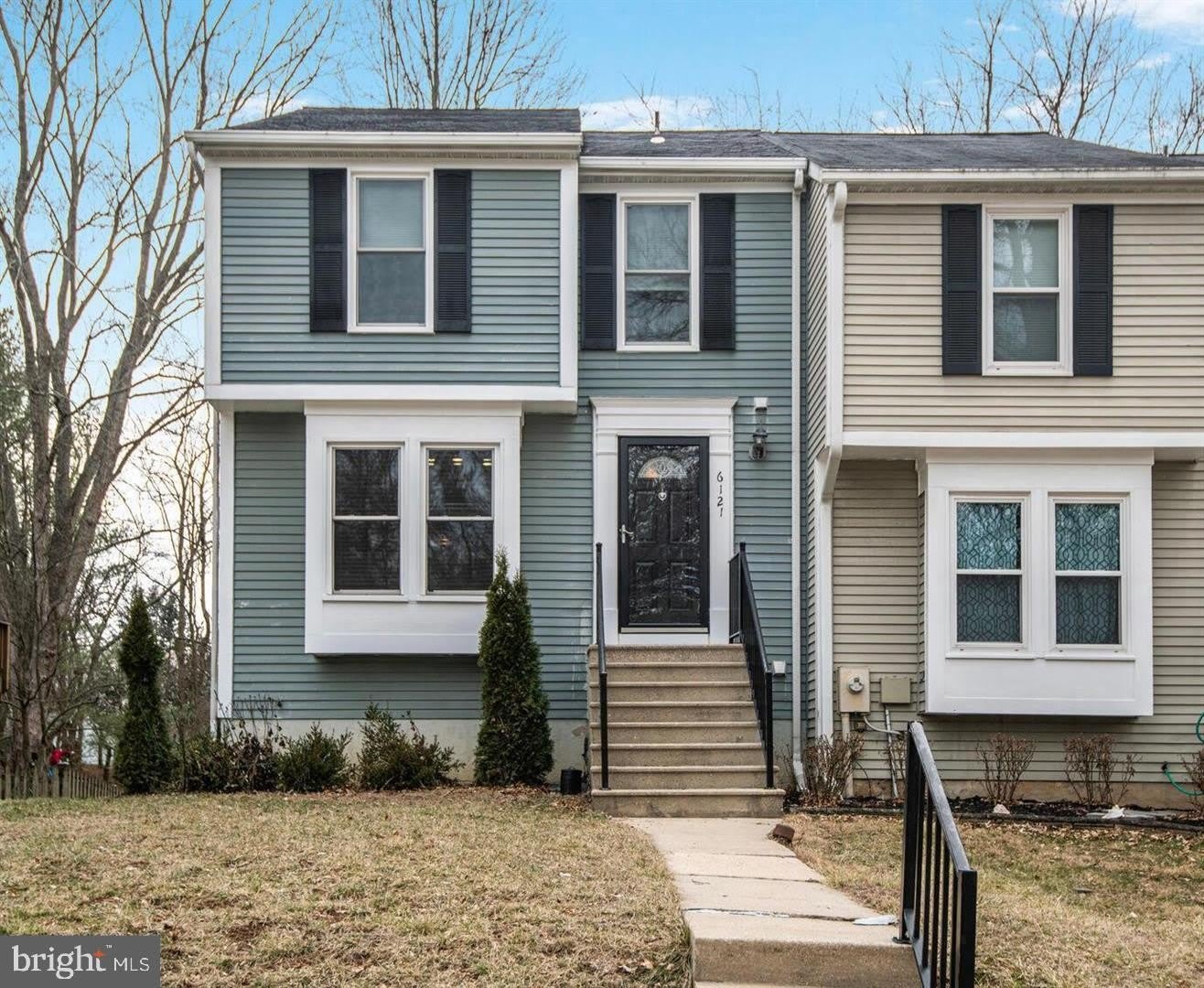 6121 CEDAR WOOD DR – photo 1