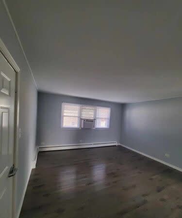 1026 E Division St – photo 1 of 9