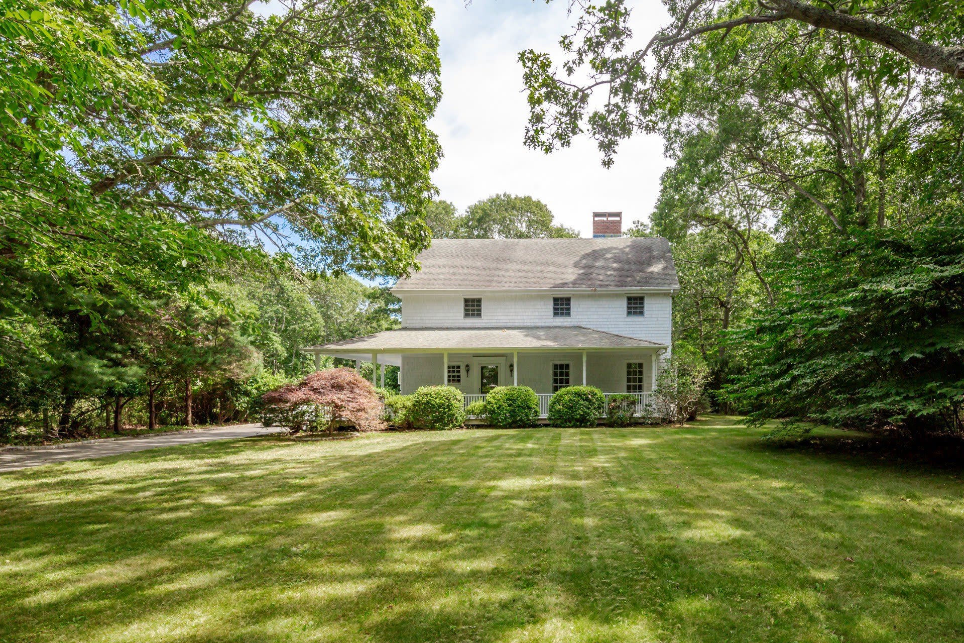 283 Wainscott Harbor Road – photo 1 of 19