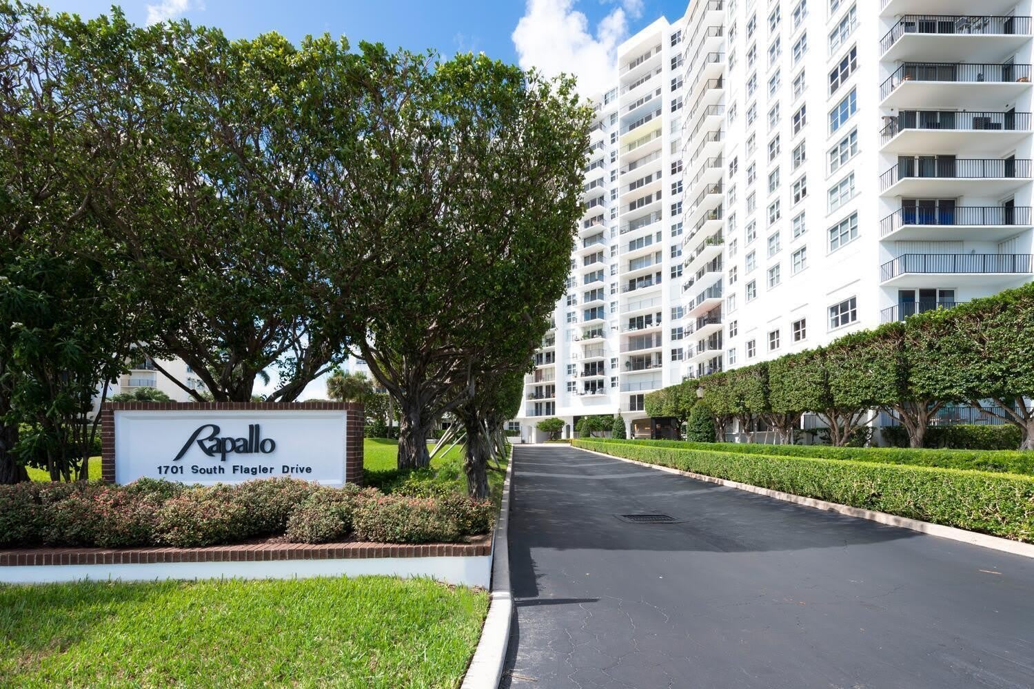 1701 S Flagler Drive – photo 1