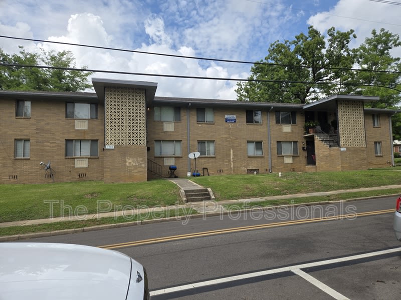 7750 Rugby Avenue – photo 1