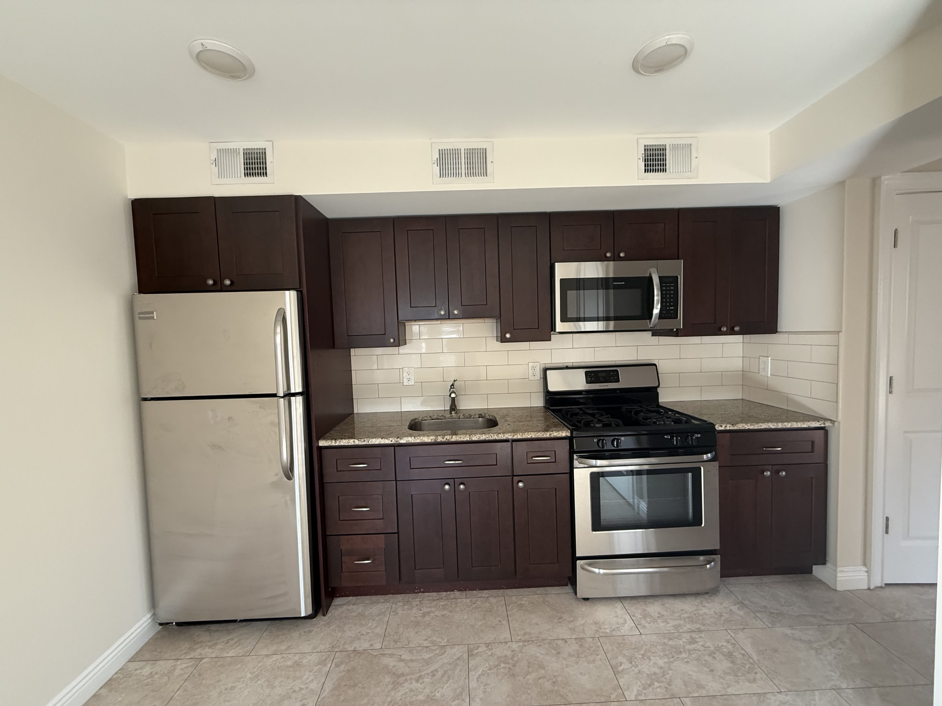145 Copeland Avenue – photo 1 of 154
