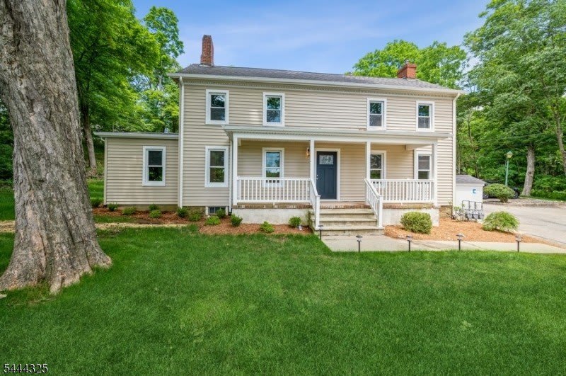 1225 Sussex Tpke – photo 1 of 77