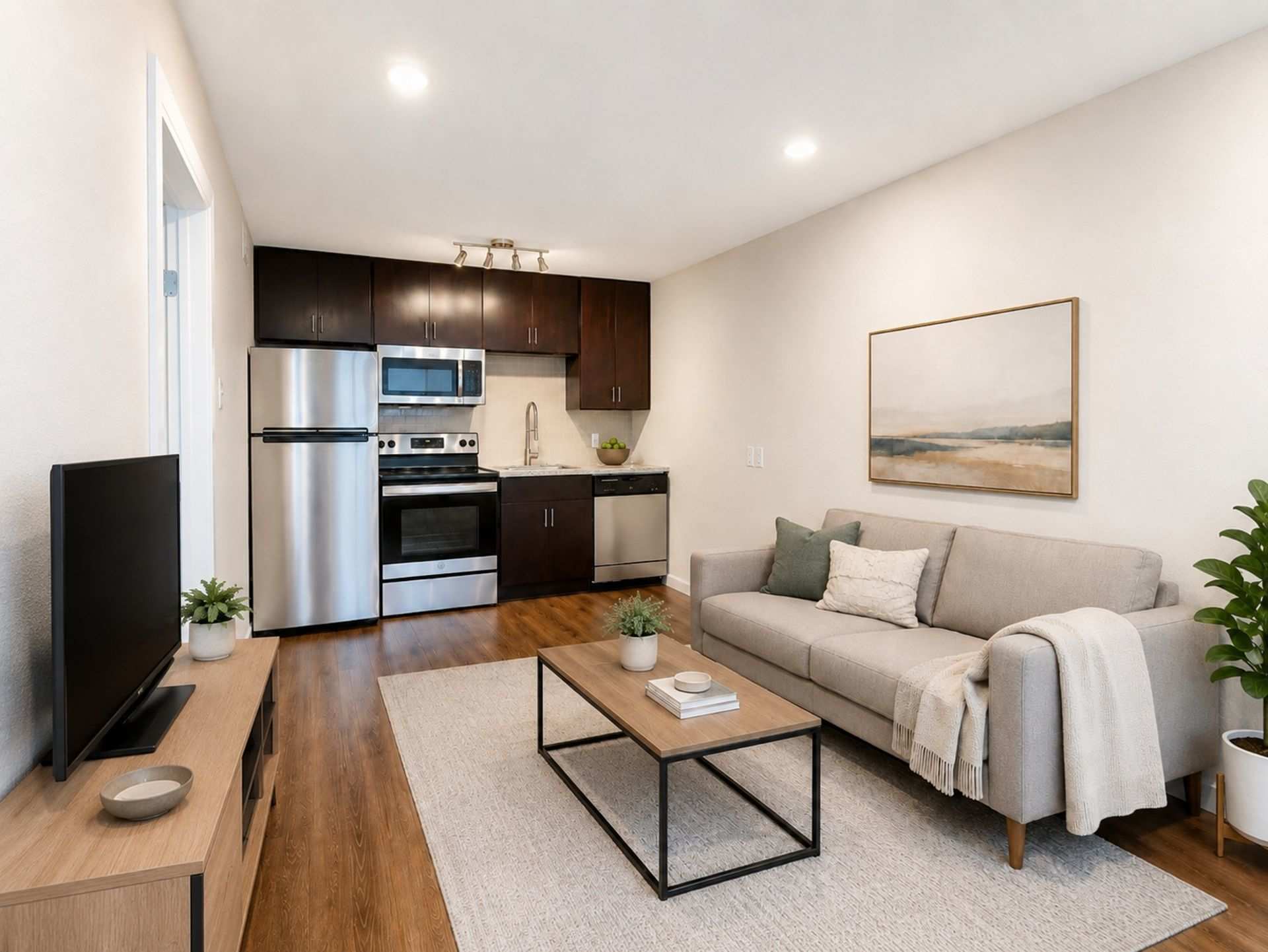 The Hedge Apartments – photo 1