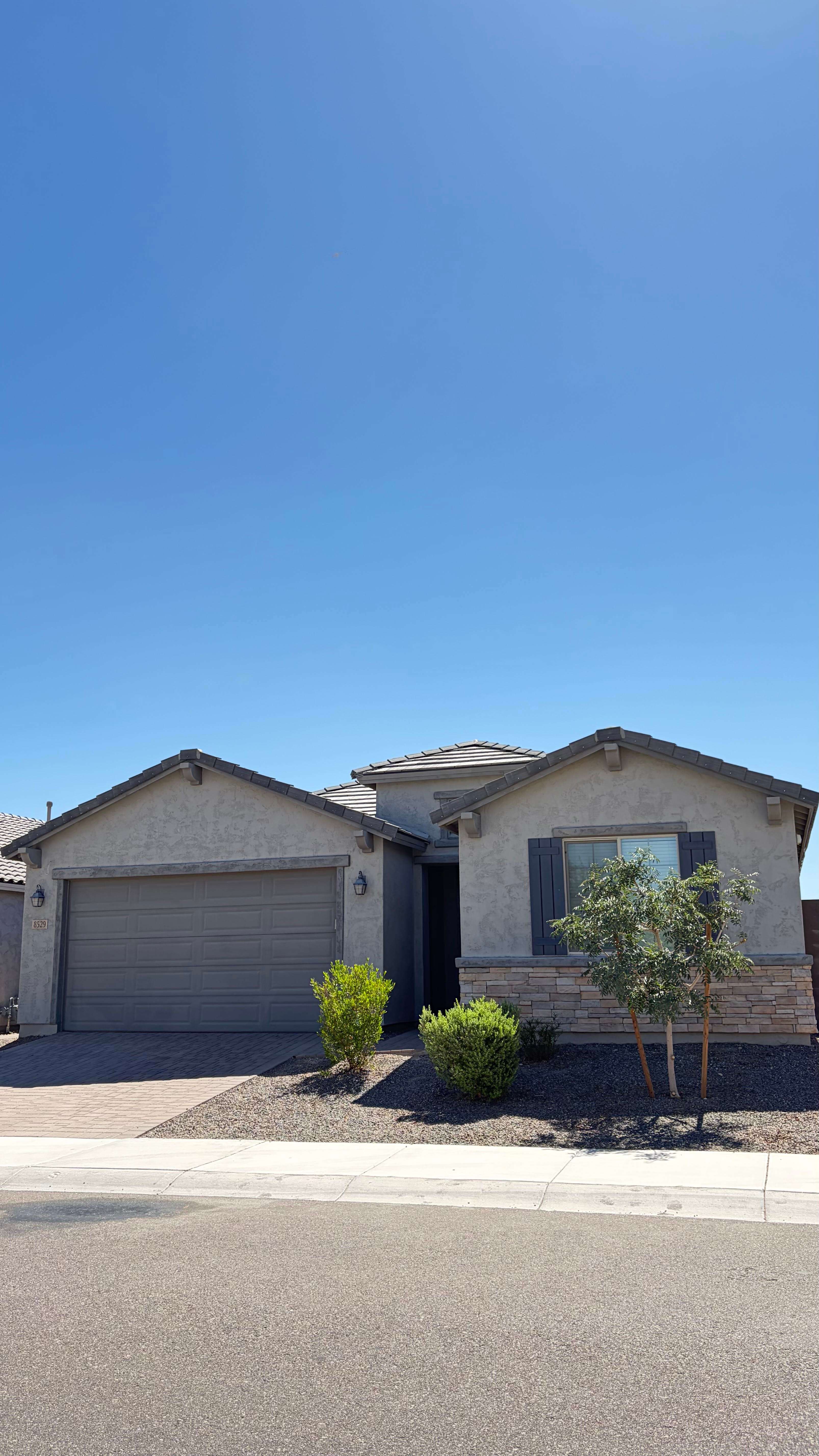 8529 S 67th Dr – photo 1