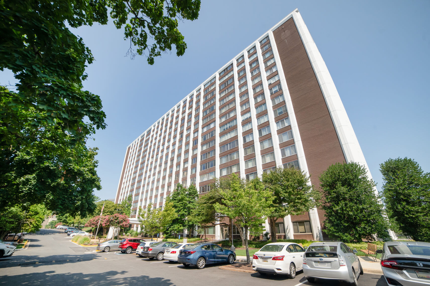 11801 Rockville Pike – photo 1