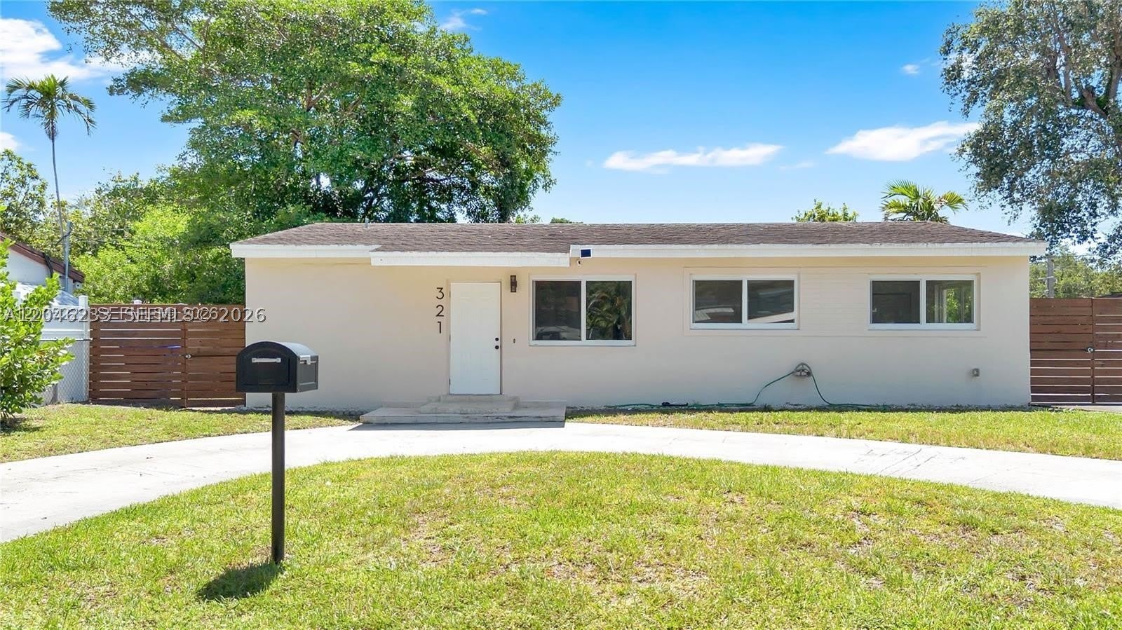 321 NW 56th Ave – photo 1