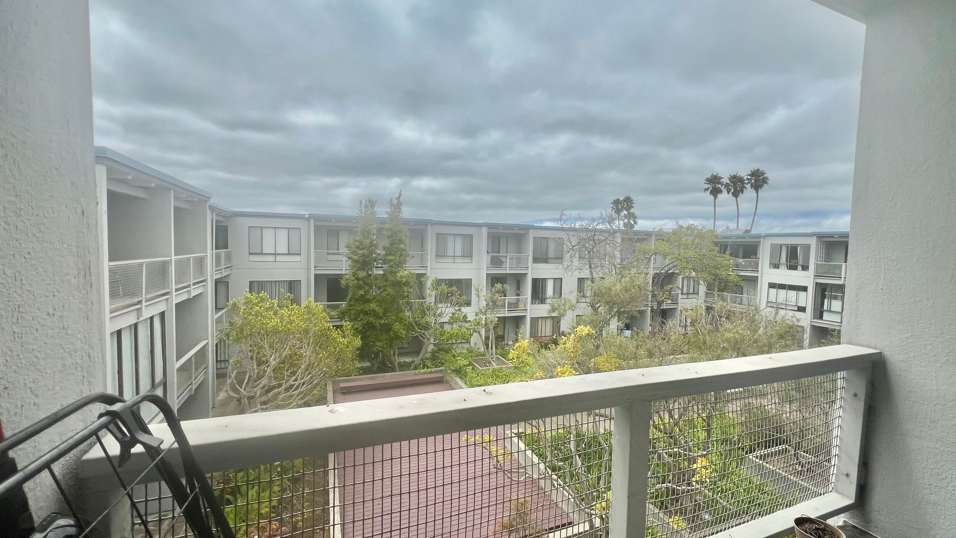 Super sweet top floor studio condo at resort-like Watergate! – photo 1 of 4