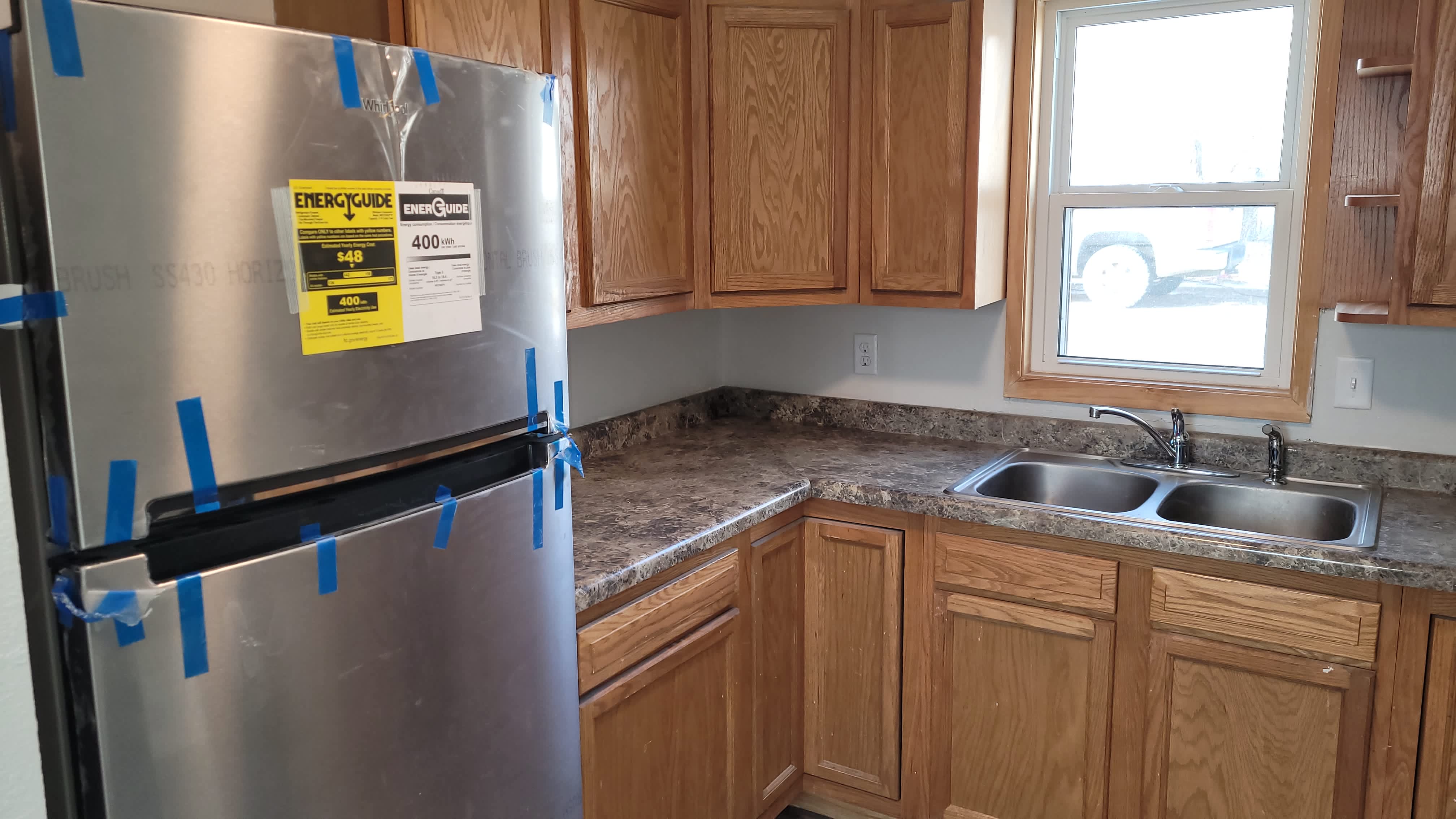 409 S Madison Ave – photo 1 of 8