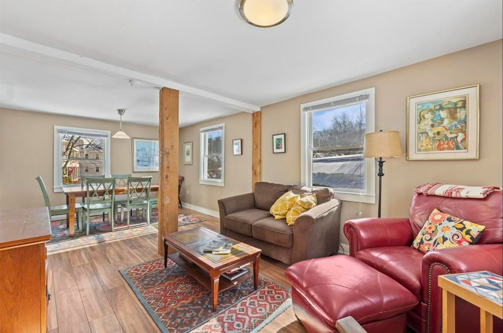 Spacious 3-Bedroom – photo 1 of 19