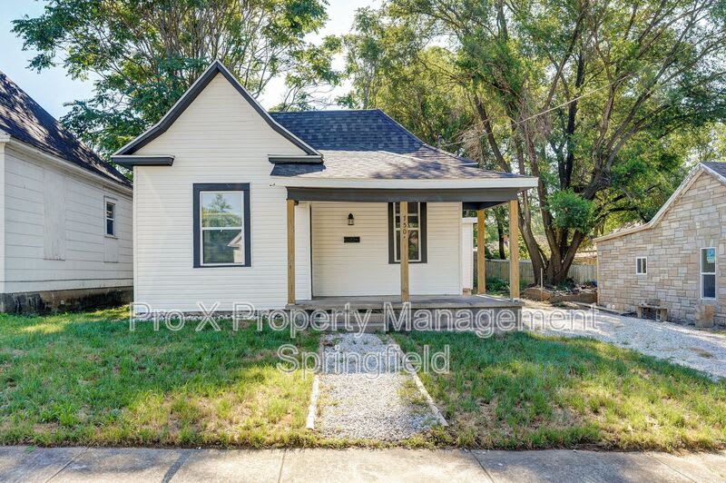 750 S New Ave – photo 1