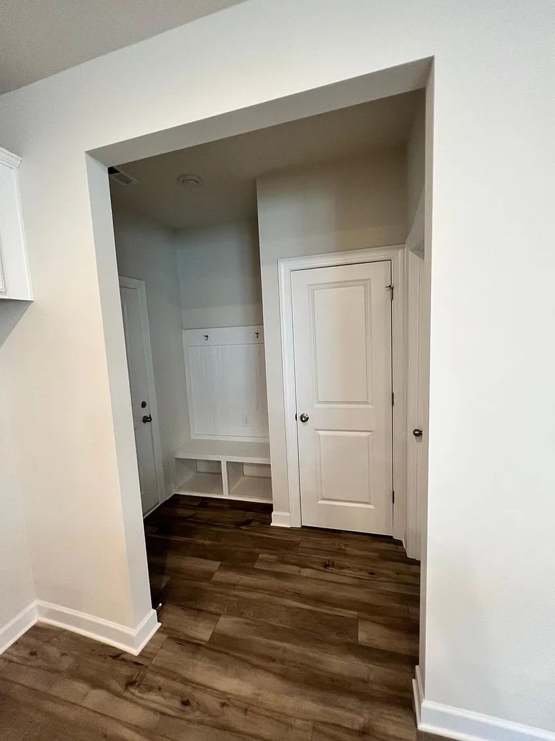 Rooms in 4 Bedroom Home at Laughing Gull Dr – photo 1 of 41