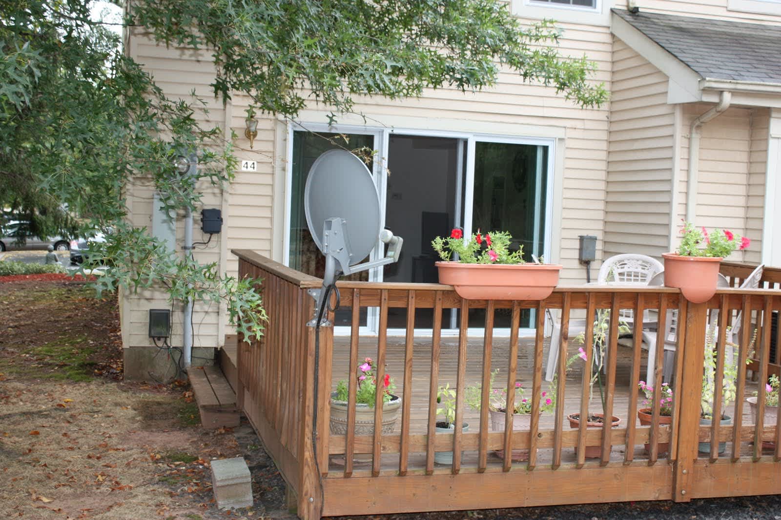 44 Whitby Circle – photo 1 of 17