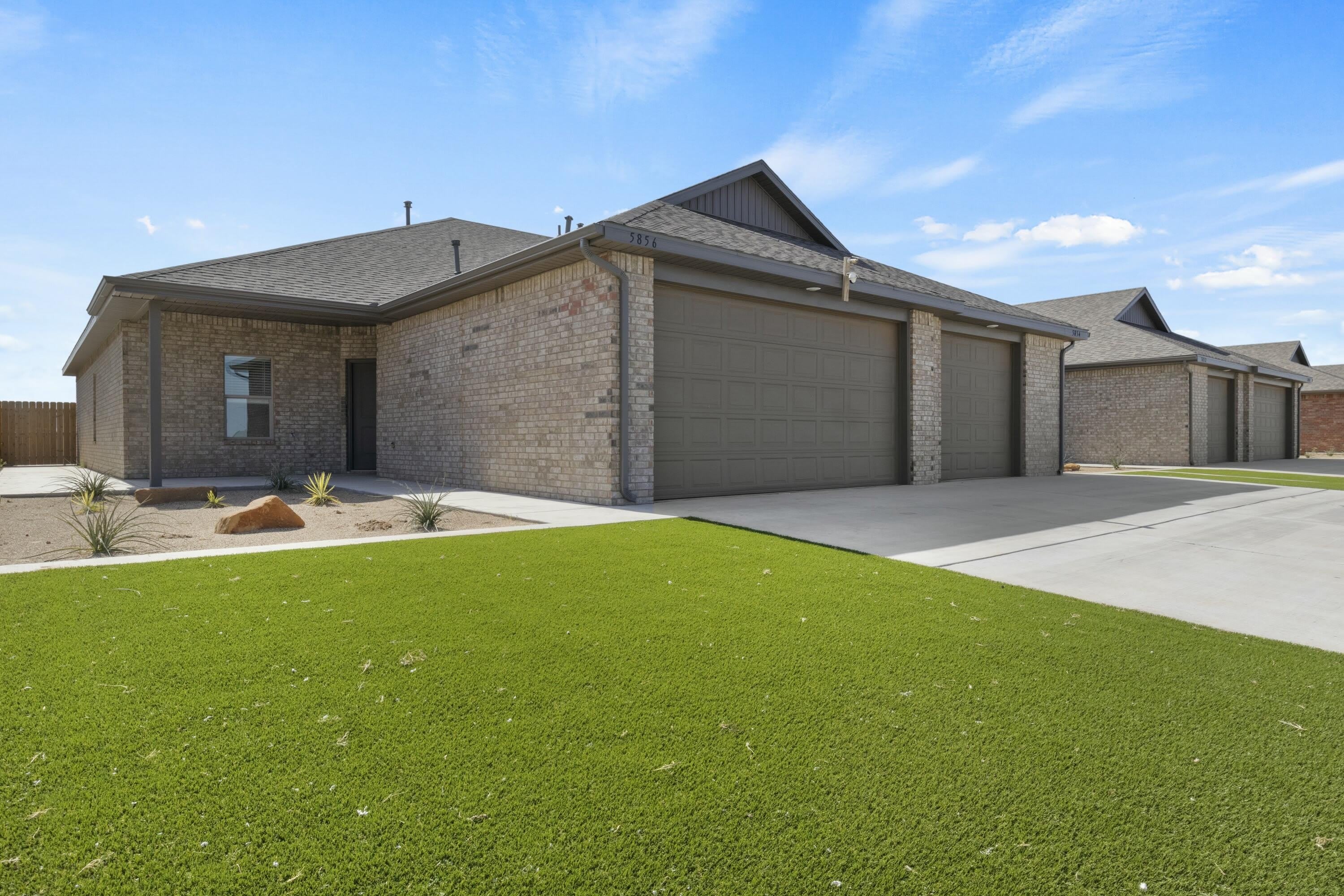 5856 Virginia Avenue – photo 1 of 166