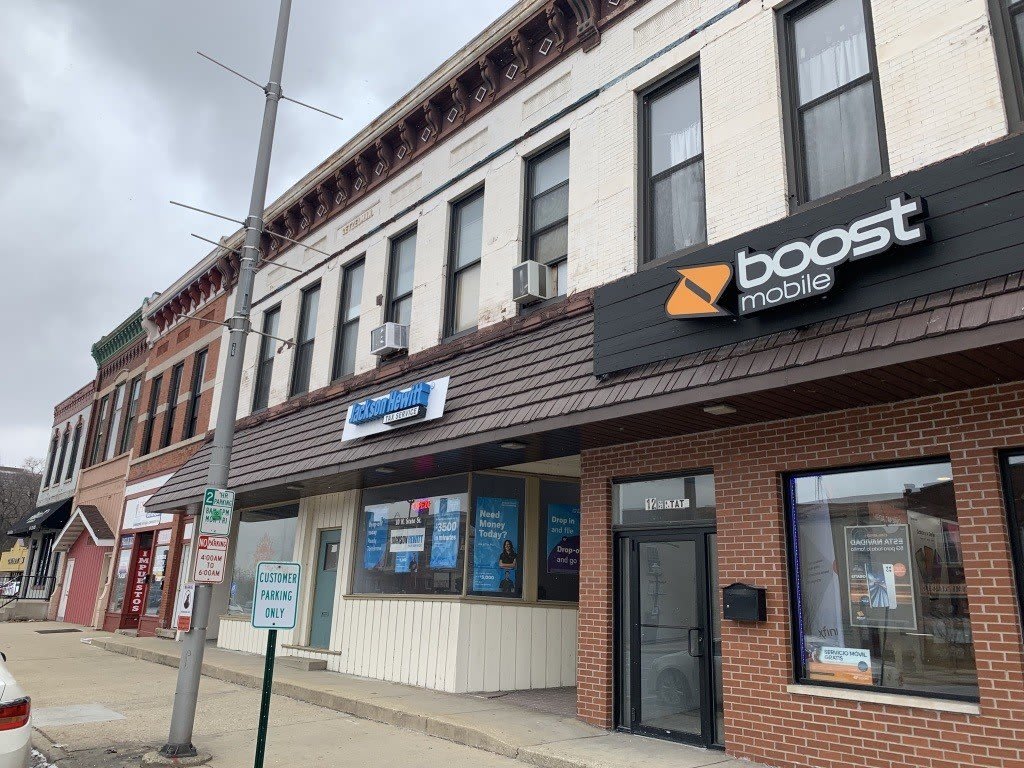 8 N State Street – photo 1 of 10