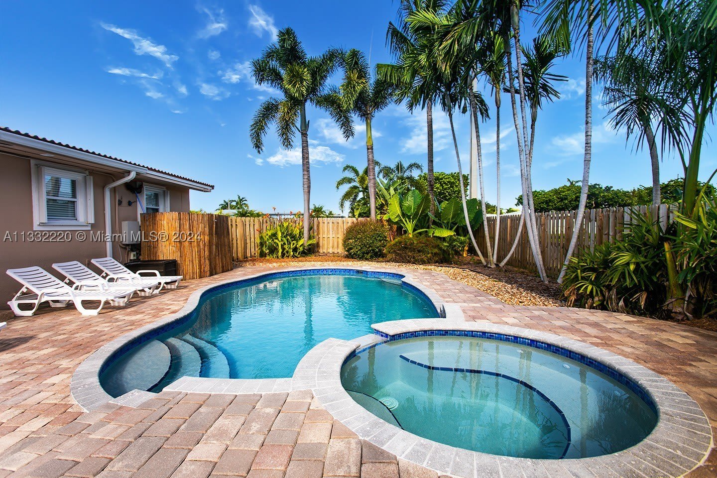 333 SE 3rd Ave – photo 1