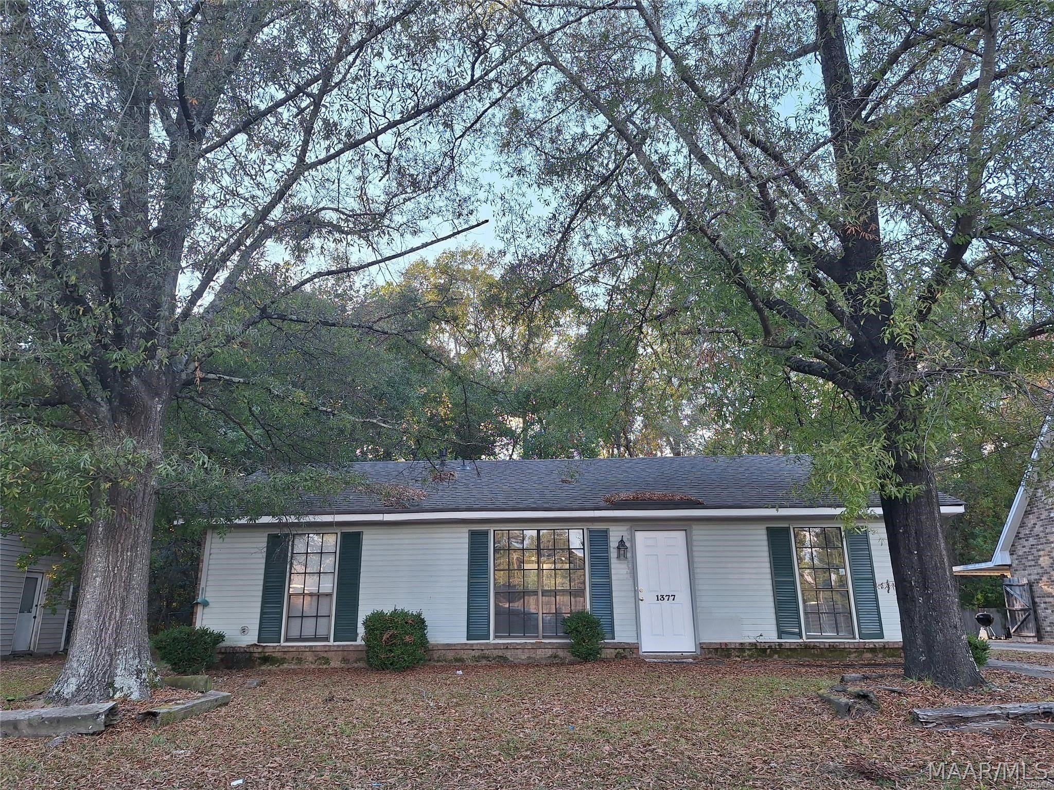 1377 DUNBARTON Road – photo 1 of 18