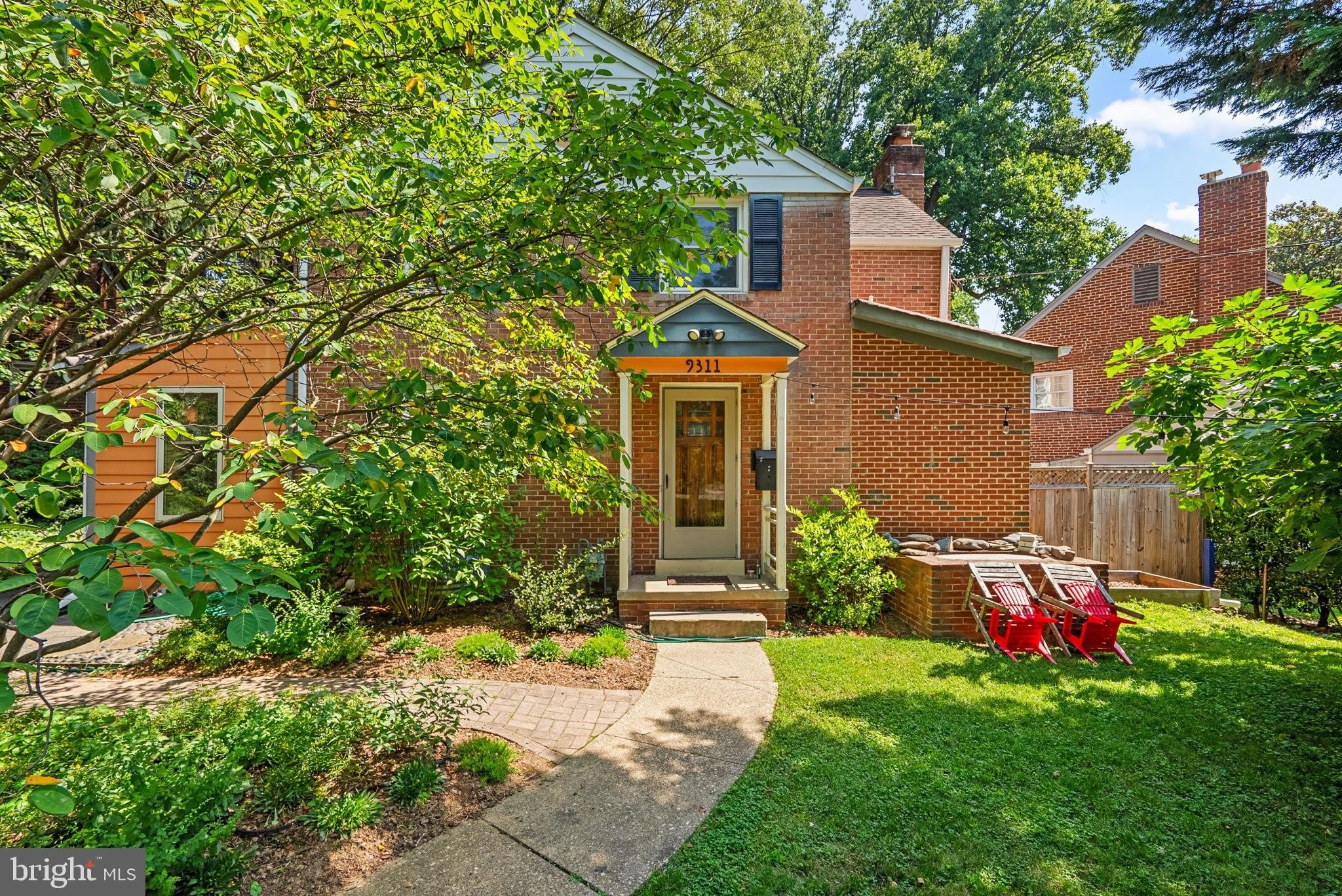 9311 Woodland Drive – photo 1
