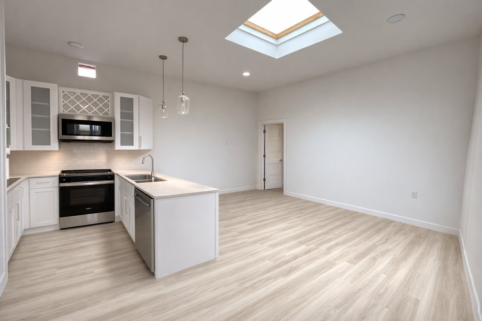 1808 Cleveland Ave – photo 1 of 7