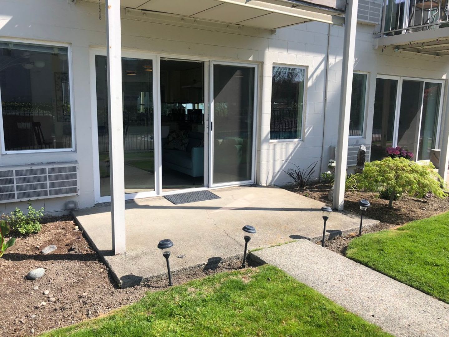 1Bd 1Ba Kirkland Condo – photo 1