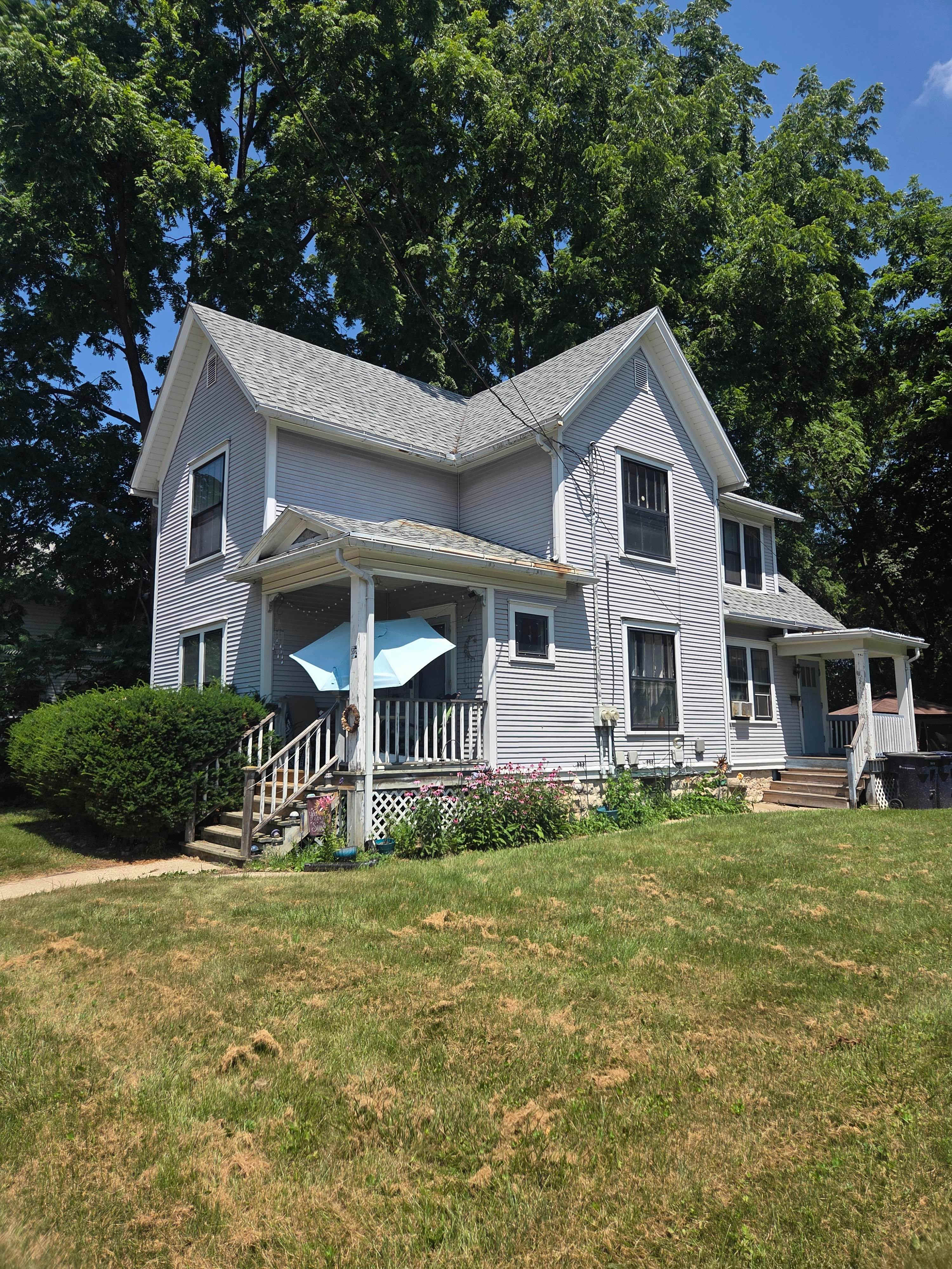 532 Eisenhower Ave – photo 1 of 6