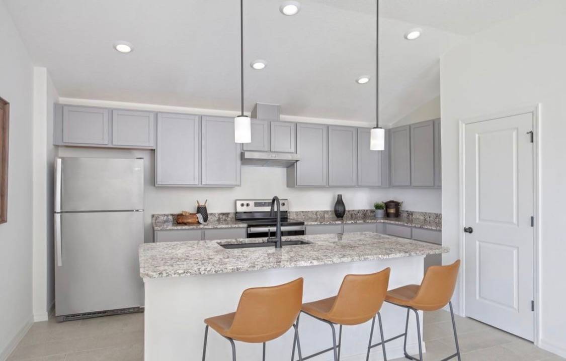 9183 Sandy Bluffs Circle – photo 1