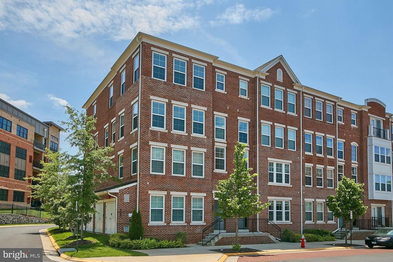 3073 Rittenhouse Circle – photo 1