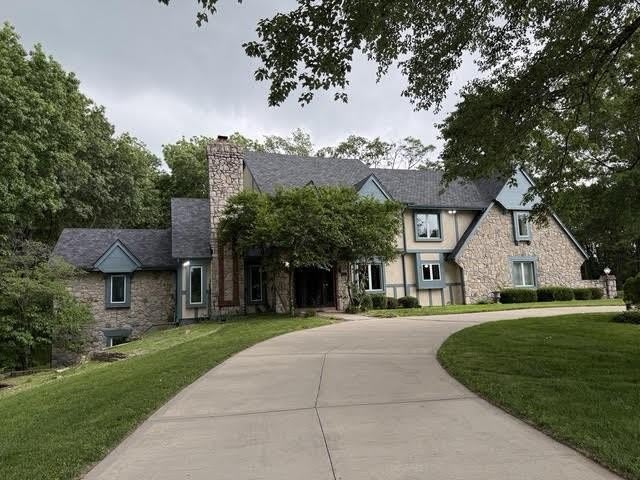 6807 Cedar Bend – photo 1 of 223