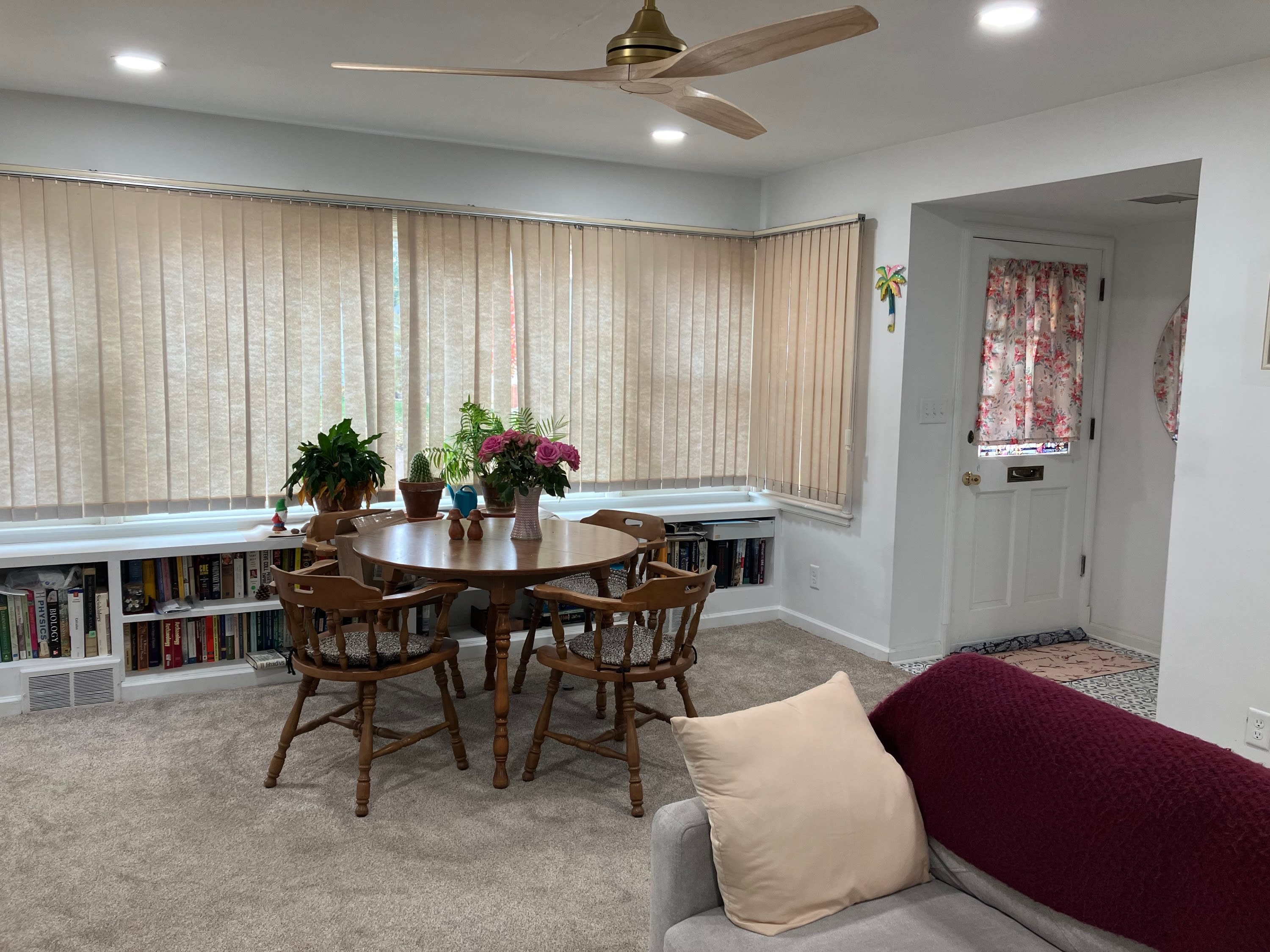 408 South Yale Street – photo 1 of 10