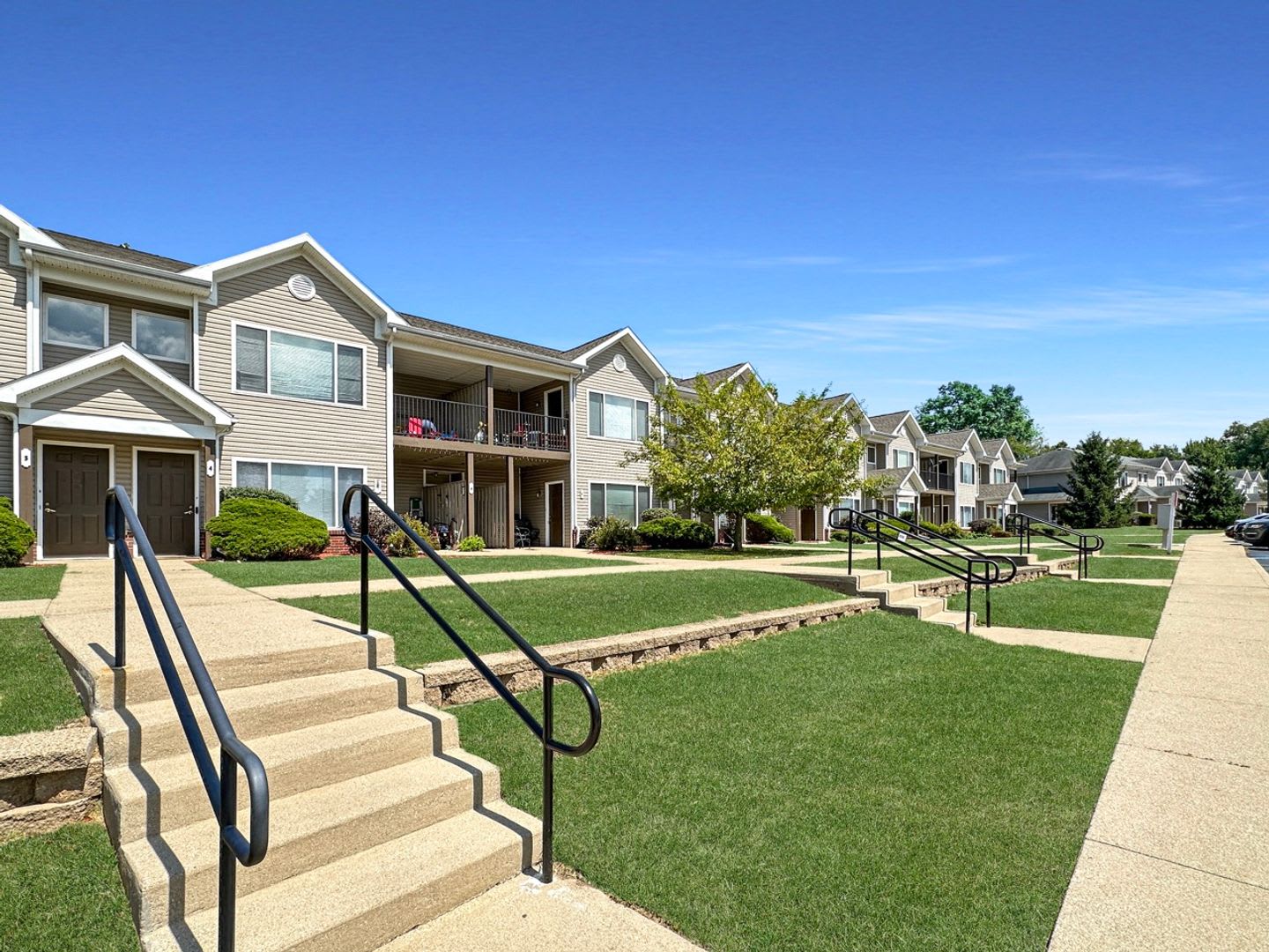 Battle Creek 1 Bedroom / 1 Bath Apartment – Available Now! – photo 1 of 37