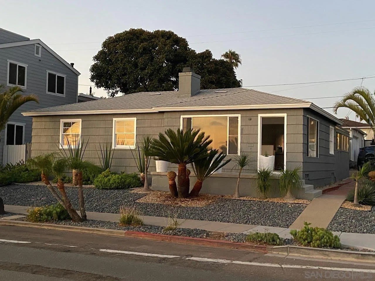 3403 Riviera – photo 1