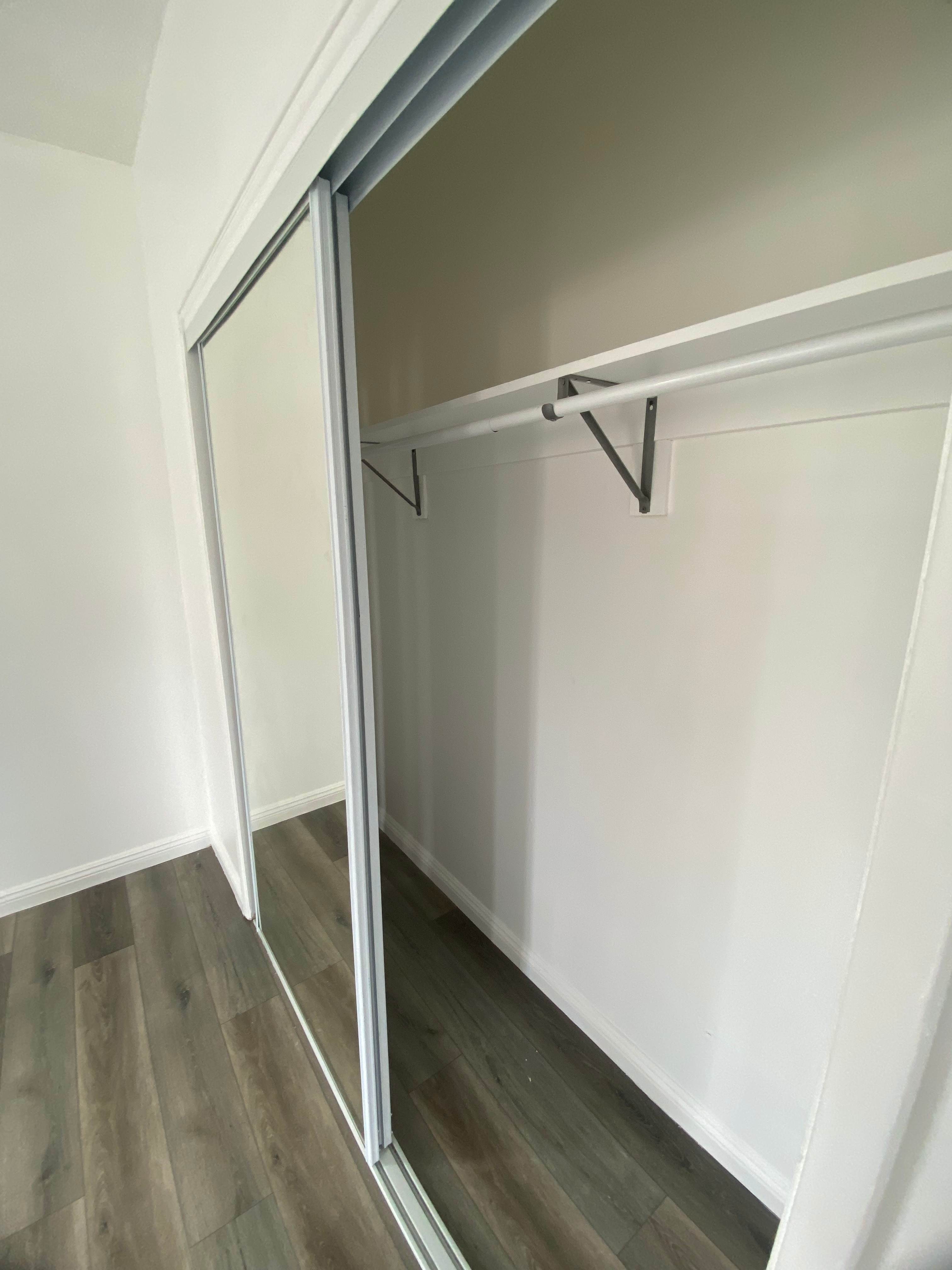 1586 W 29Th St – photo 1