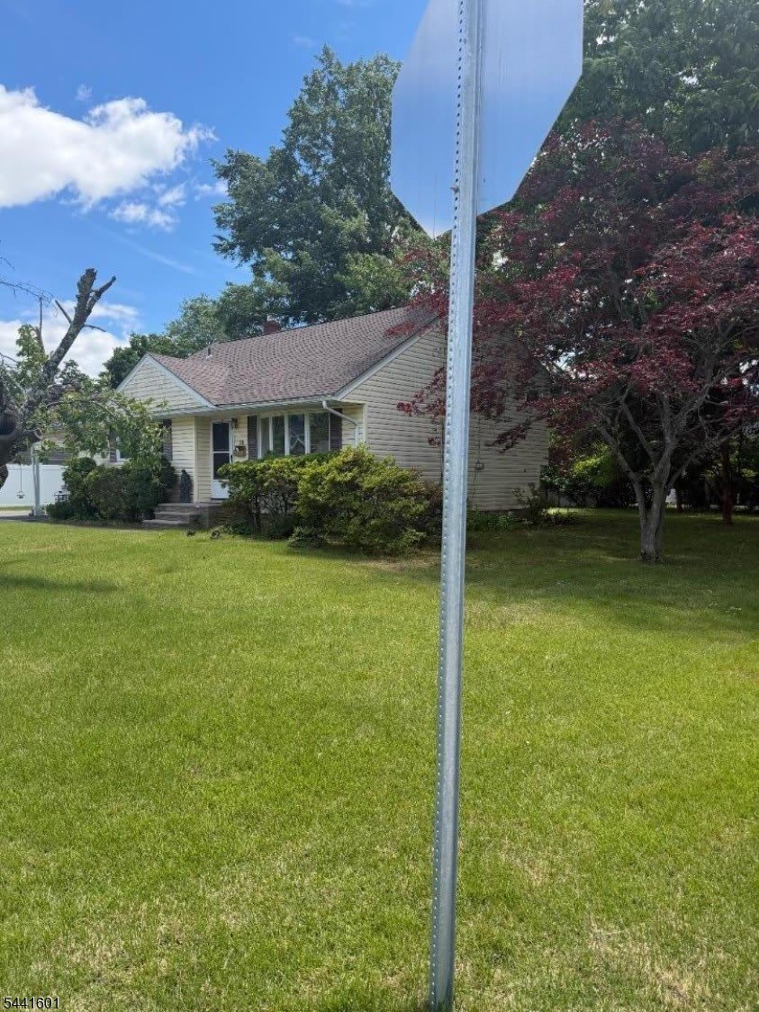 19 Anthony Blvd – photo 1 of 10