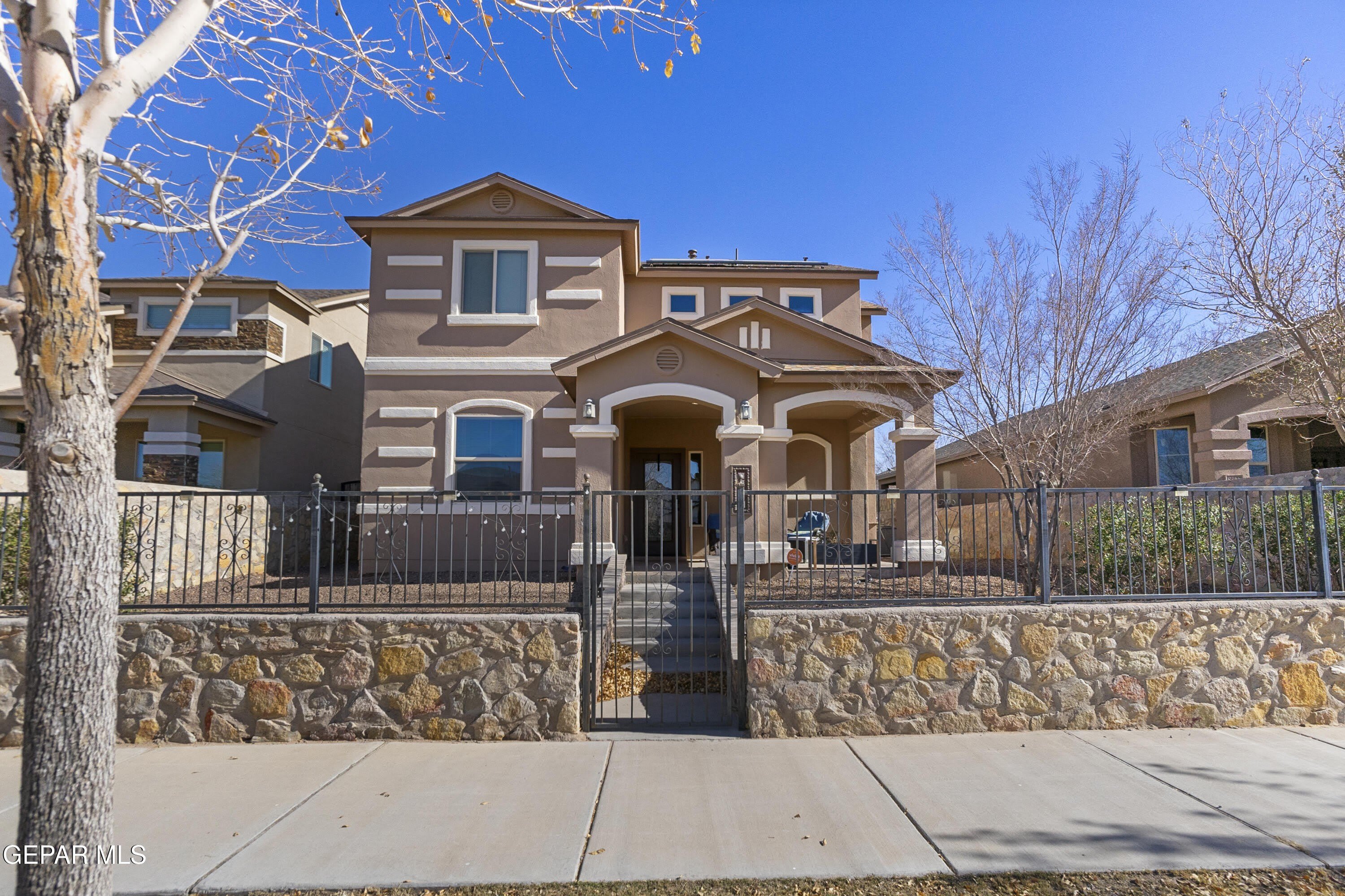 2057 HOWARD JONES PL A – photo 1 of 17