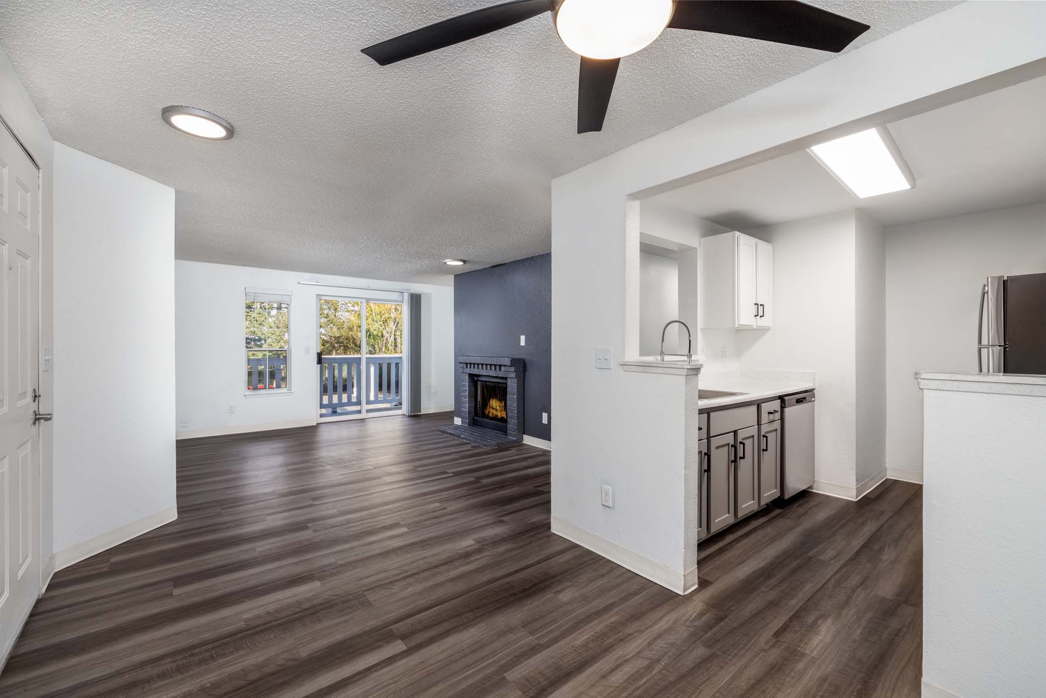 Garden Pointe – photo 1