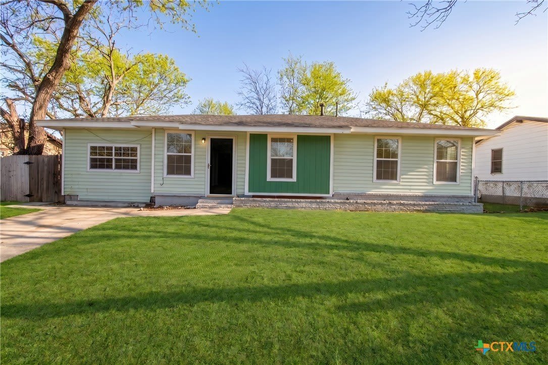 709 S 11th Street – photo 1