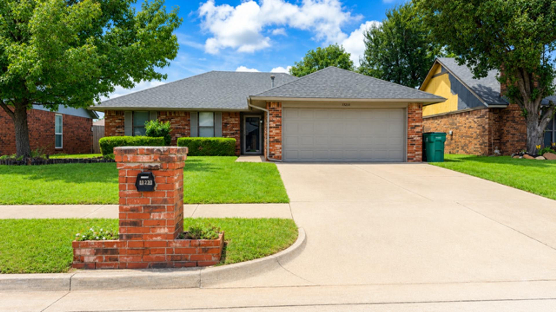 Beautiful 3 Bed 2 Bath Home in Moore Schools – photo 1
