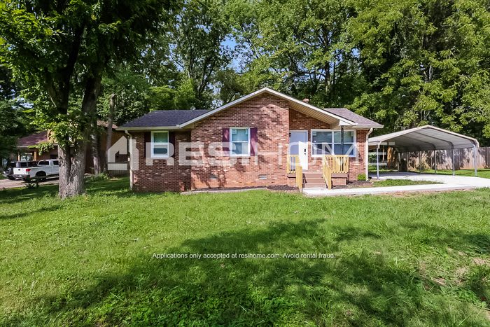 548 Bragg Avenue – photo 1 of 16