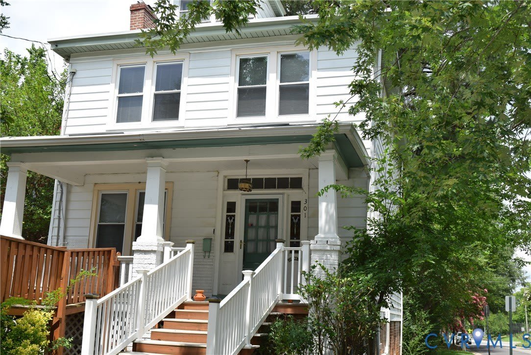 301 W 30th Street – photo 1