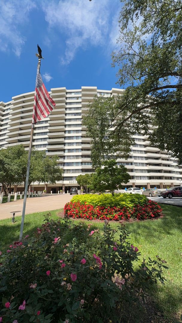 Spacious 3-Bedroom, 2-Bath Condo blocks to 395/95 and the New INOVA Alexandria Hosp – photo 1