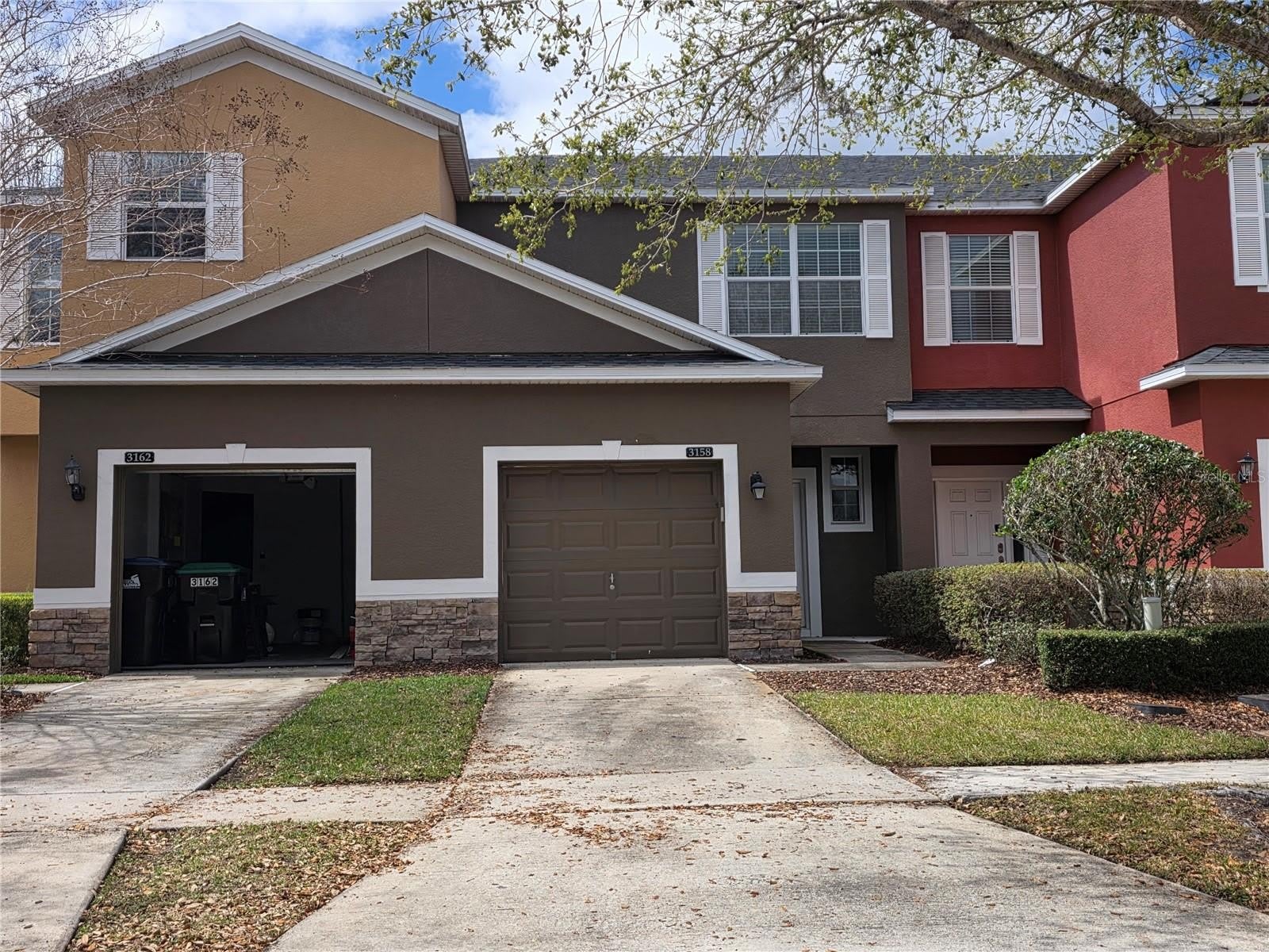 3158 RODRICK Circle – photo 1 of 18