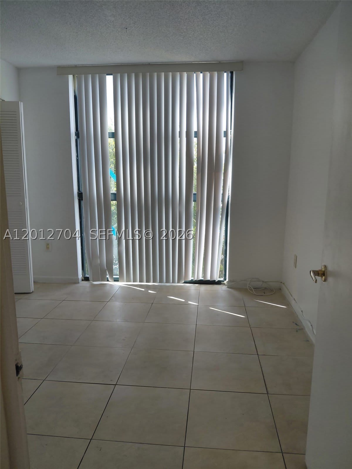 11790 SW 18th St – photo 1 of 22