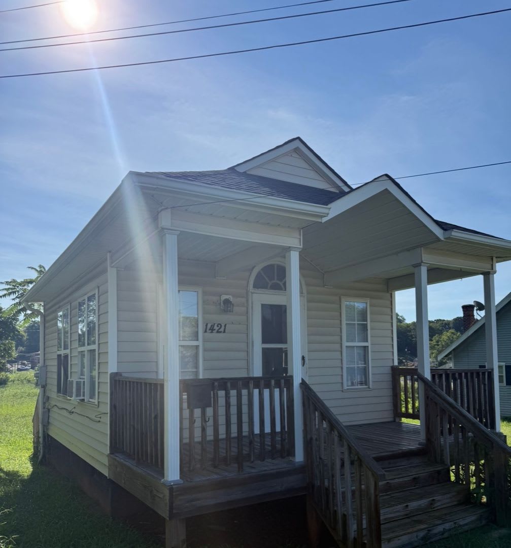 Tiny Home For Rent Near Downtown – photo 1