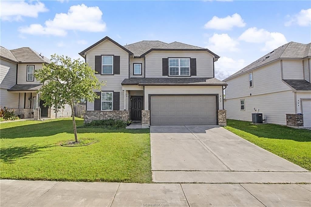 982 Crossing Drive – photo 1