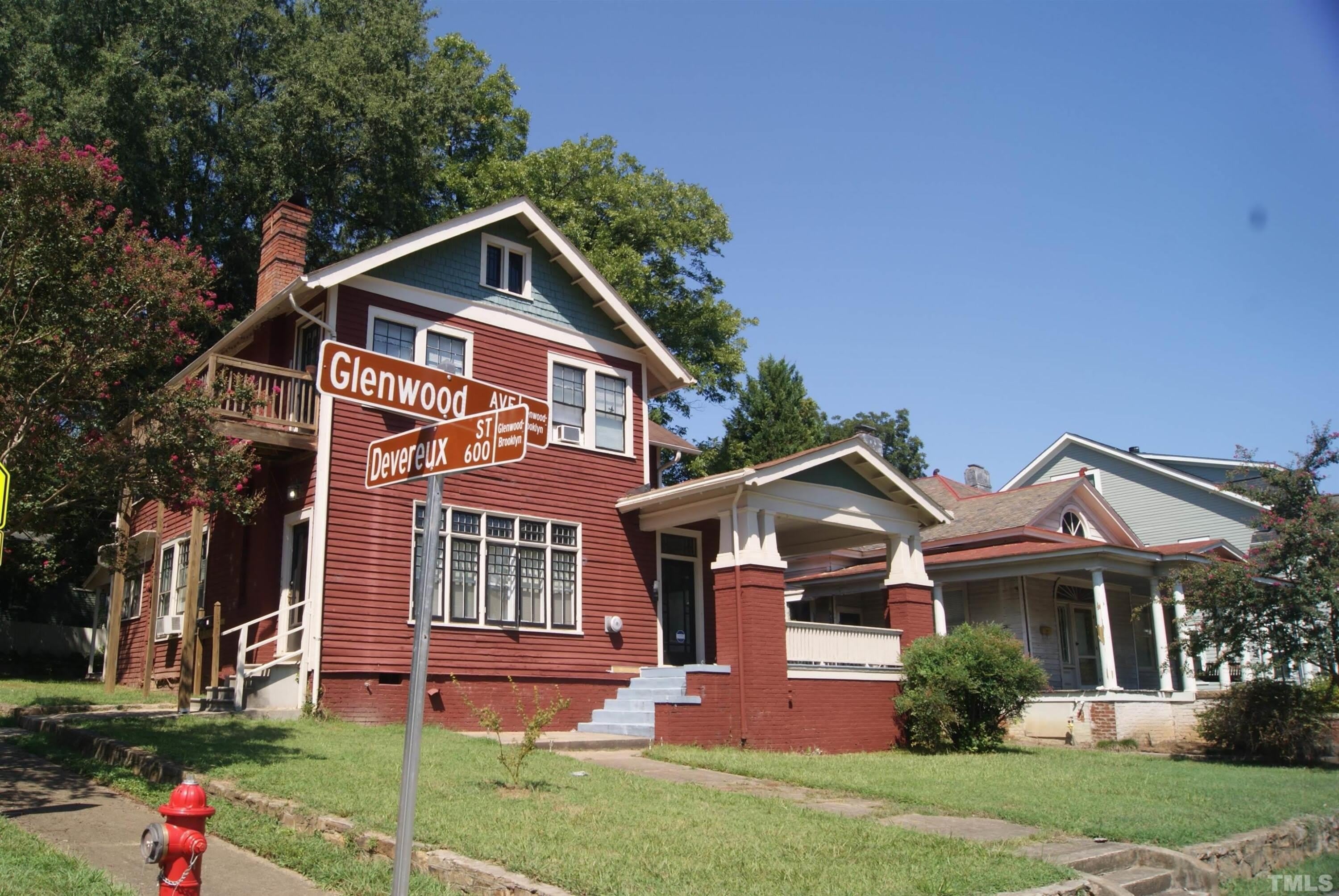 600 Devereaux Street – photo 1