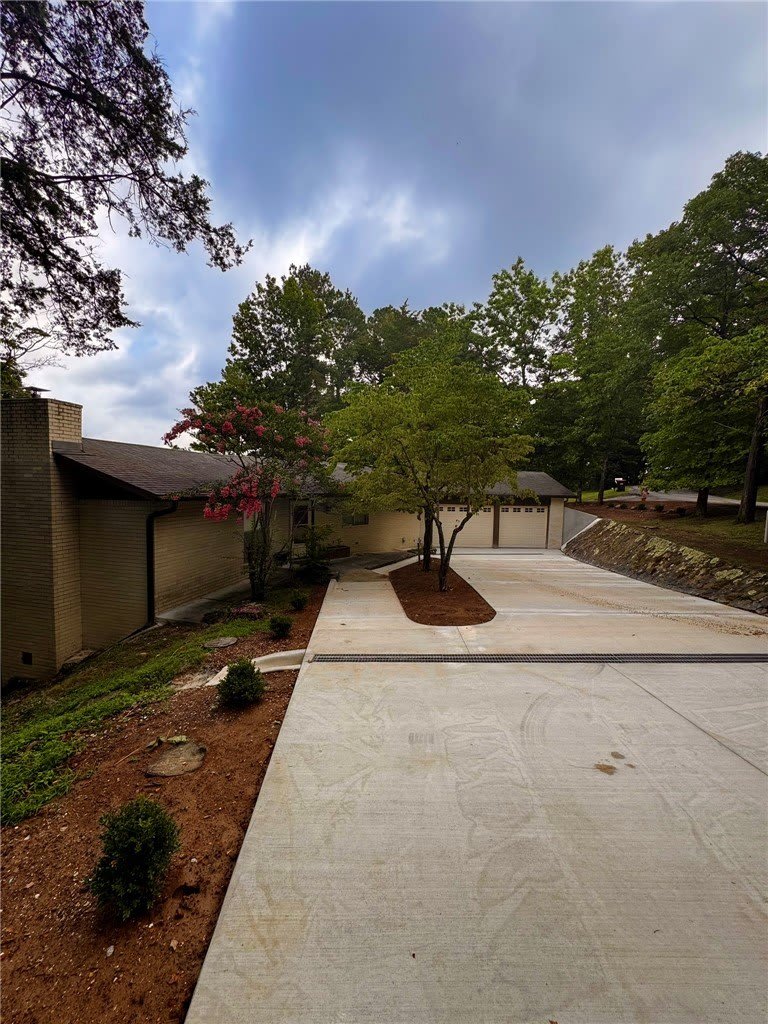 15344 Dutchmans Drive – photo 1 of 28