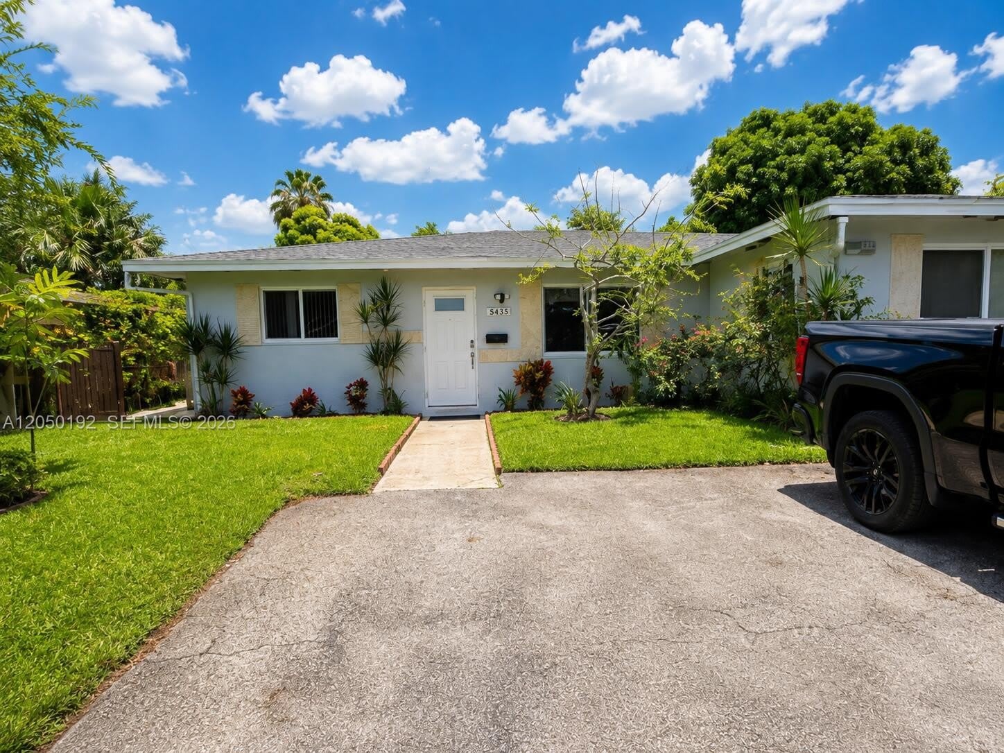 5435 NW 17th Court NW – photo 1