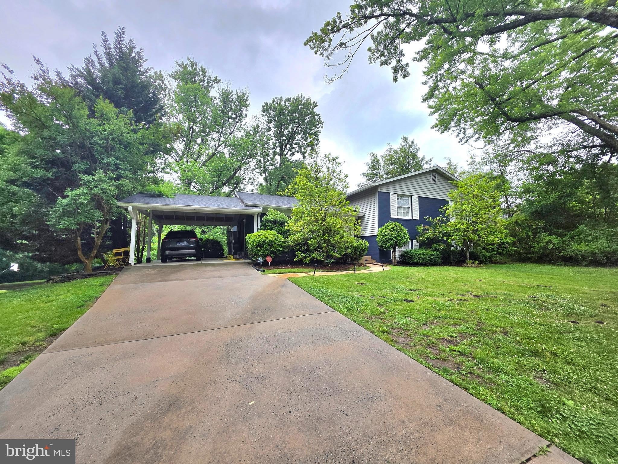 2215 COLLINGWOOD Road – photo 1 of 45