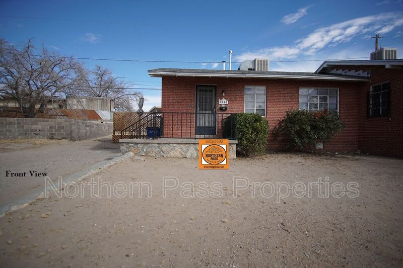 1226 Huckleberry St – photo 1